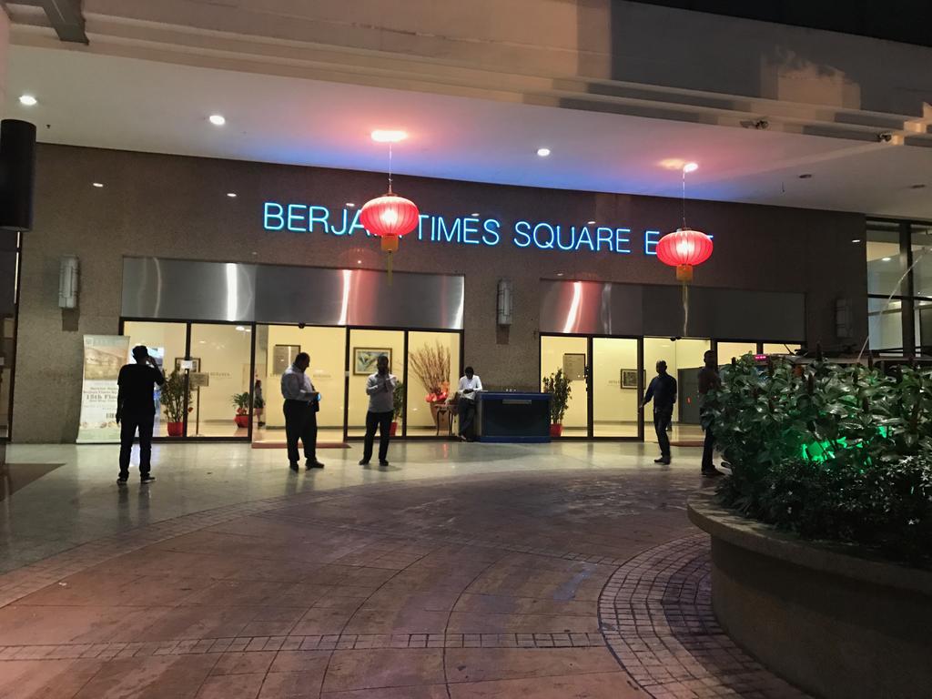 Kl Service Suites At Times Square Kl 쿠알라룸푸르 외부 사진