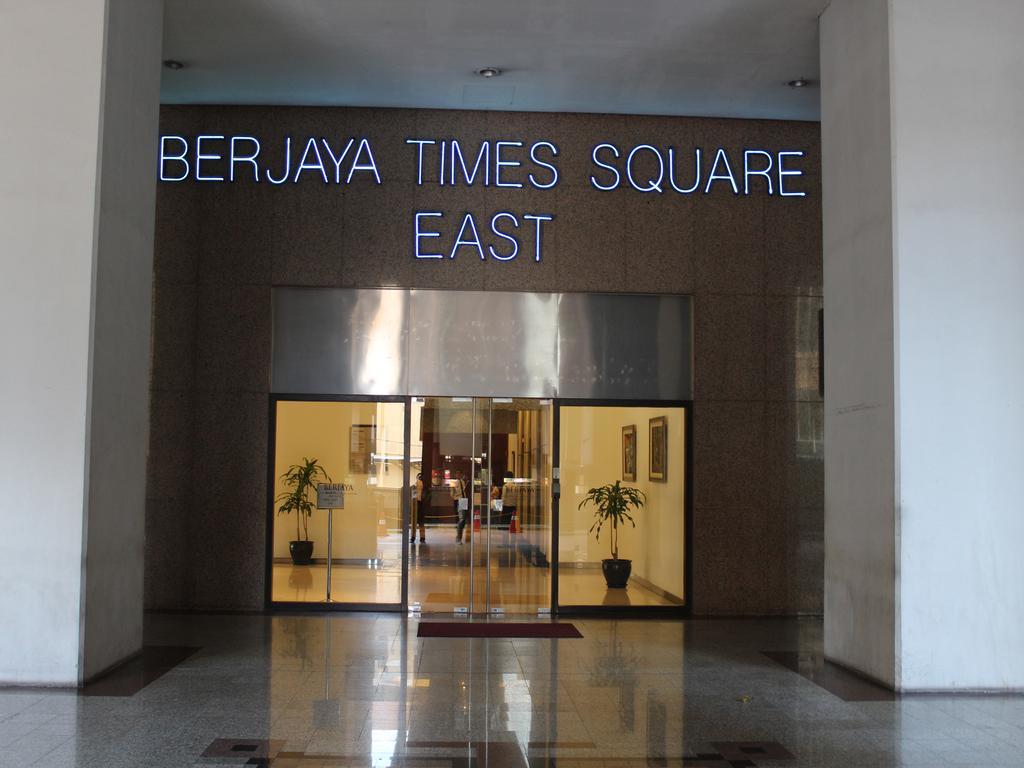 Kl Service Suites At Times Square Kl 쿠알라룸푸르 외부 사진