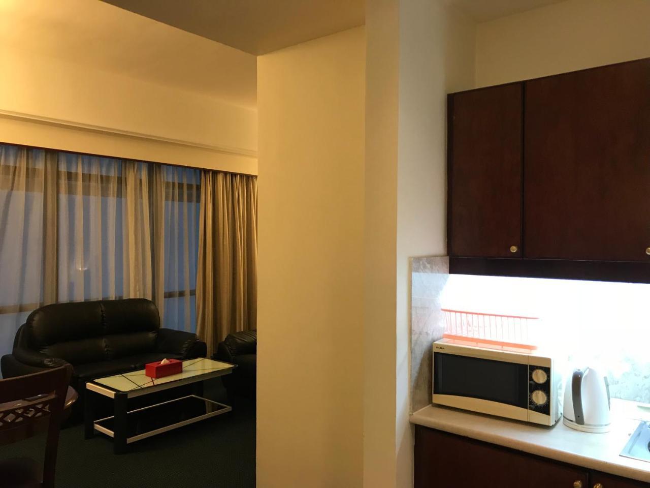 Kl Service Suites At Times Square Kl 쿠알라룸푸르 외부 사진