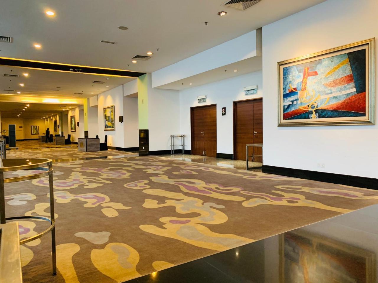 Kl Service Suites At Times Square Kl 쿠알라룸푸르 외부 사진