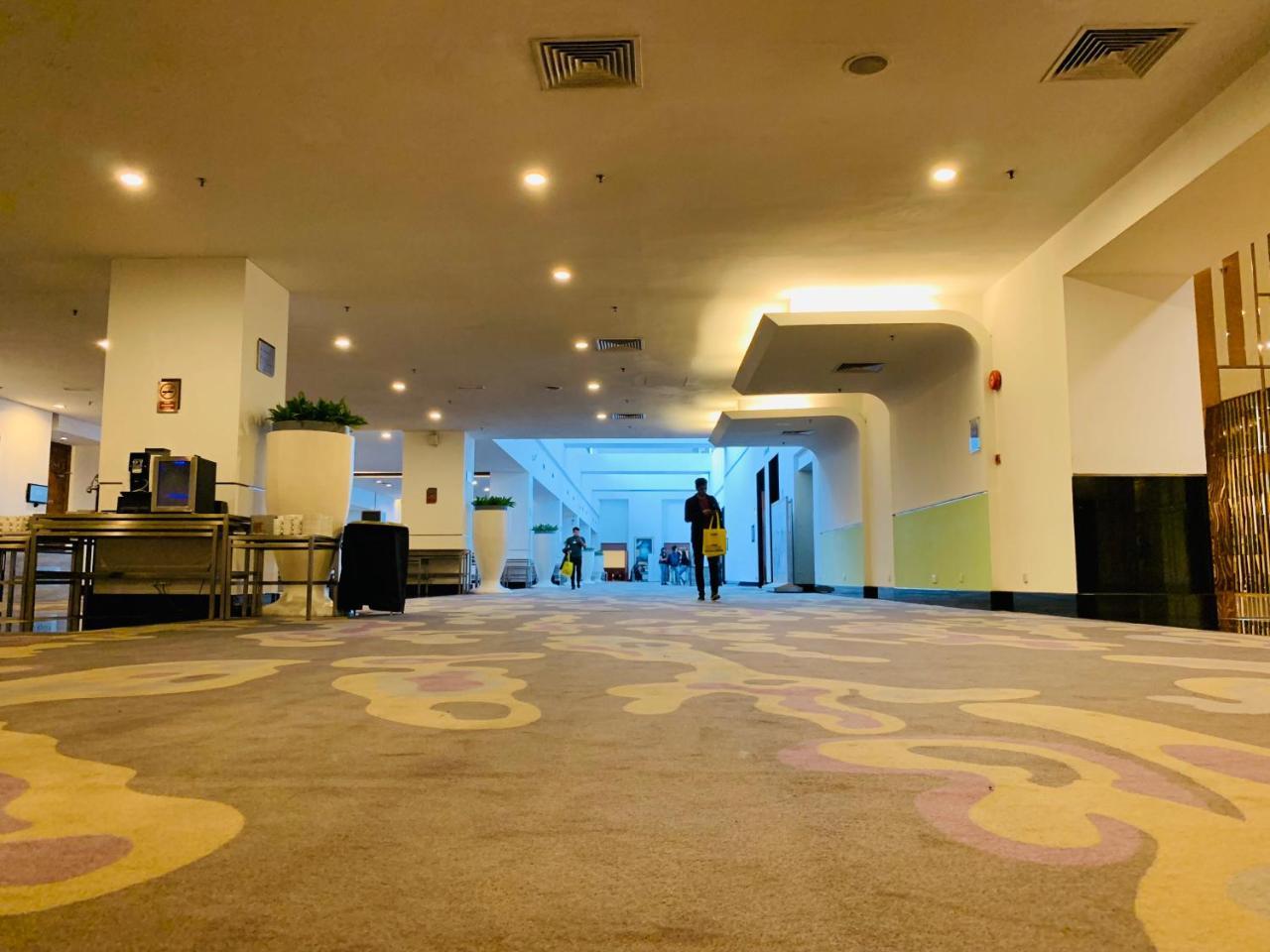 Kl Service Suites At Times Square Kl 쿠알라룸푸르 외부 사진